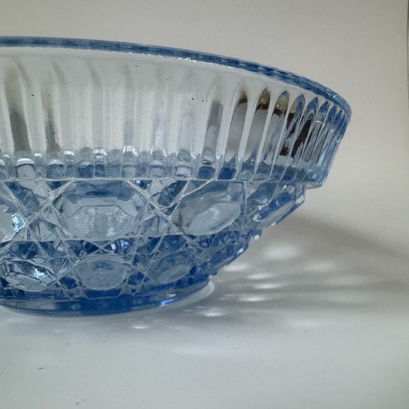 Vintage atlas glass light blue caned wicker pattern bowl - Picture 3 of 8